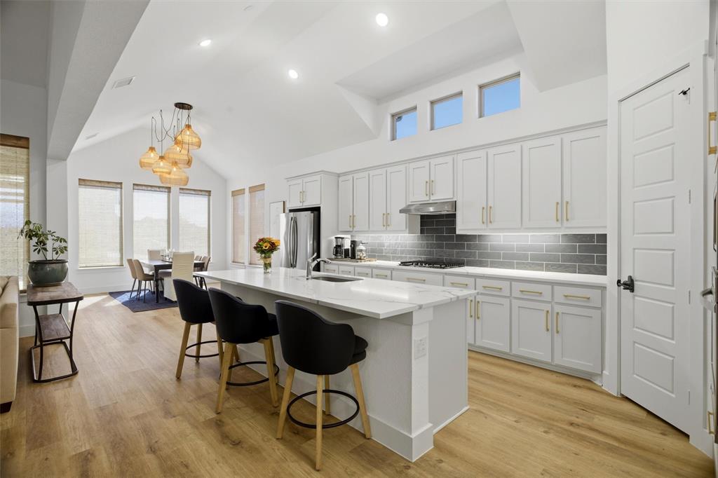 Tavolo Park - Residential