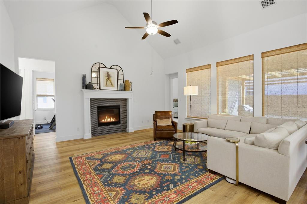 Tavolo Park - Residential