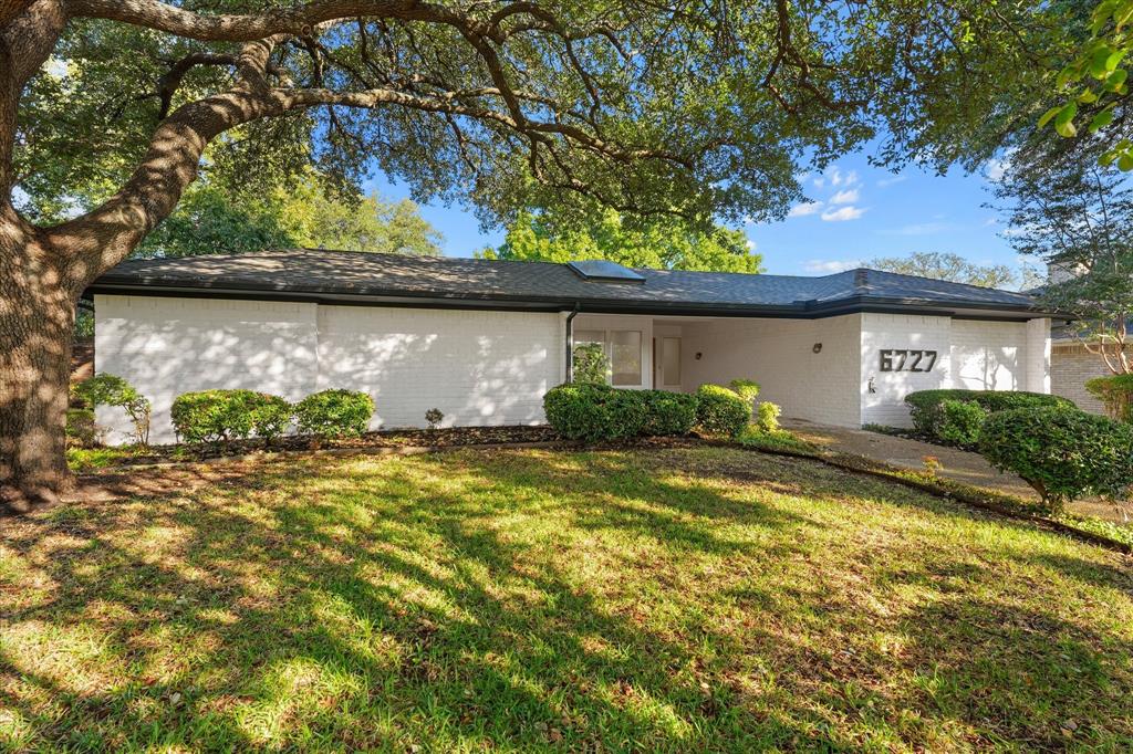 6727 Southpoint Drive