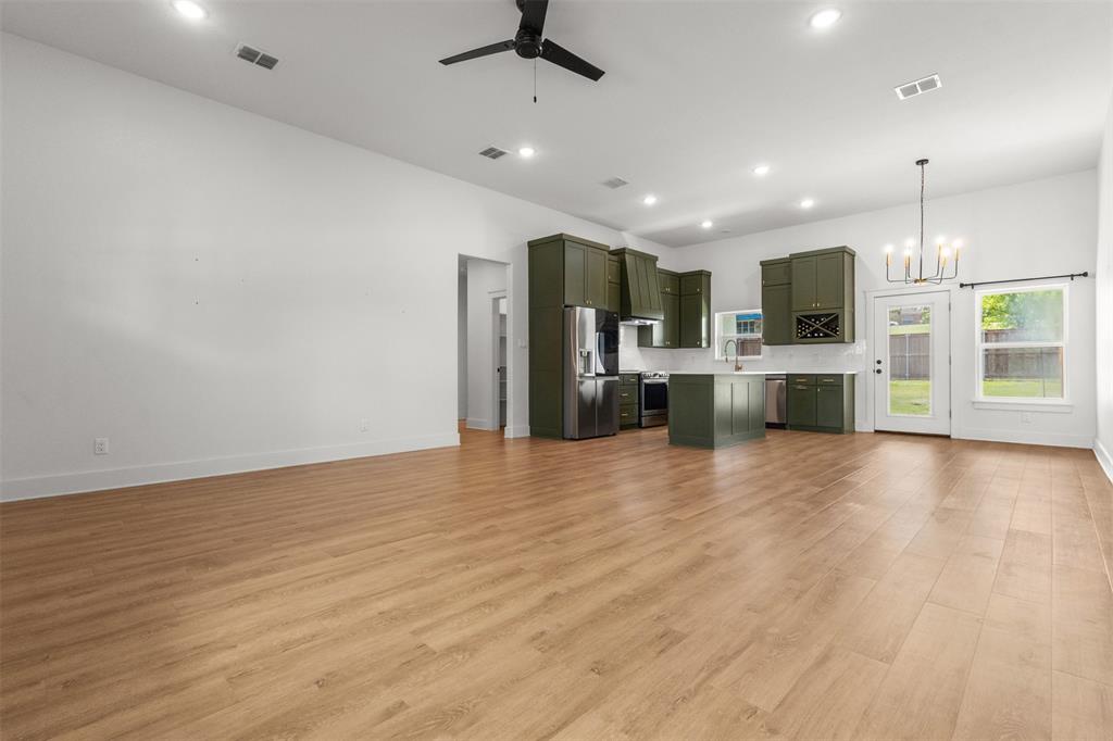 Runaway Bay - Residential