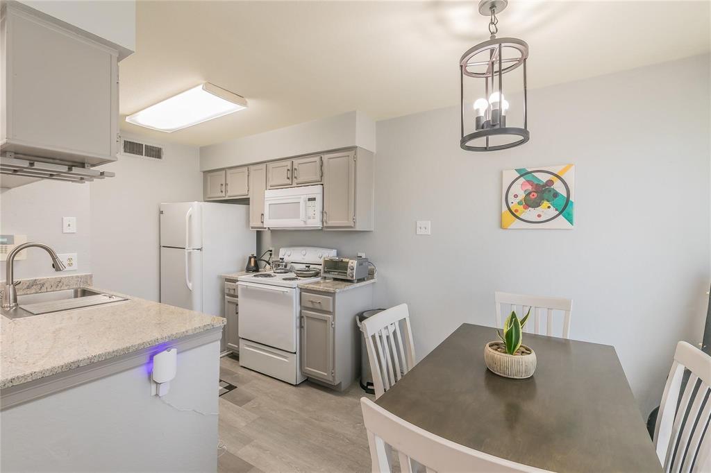 5750 Phoenix Drive 22