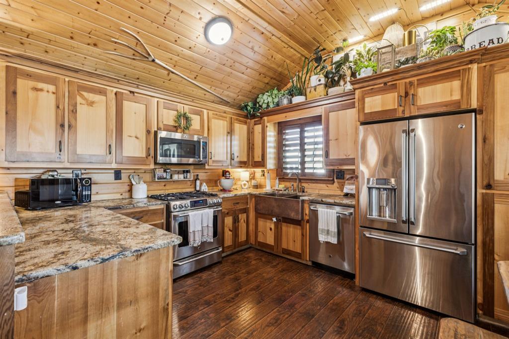 J L Tarry Surv Abs #906 - Residential