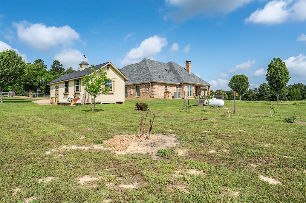 ABST A0018 T Quevado - Residential
