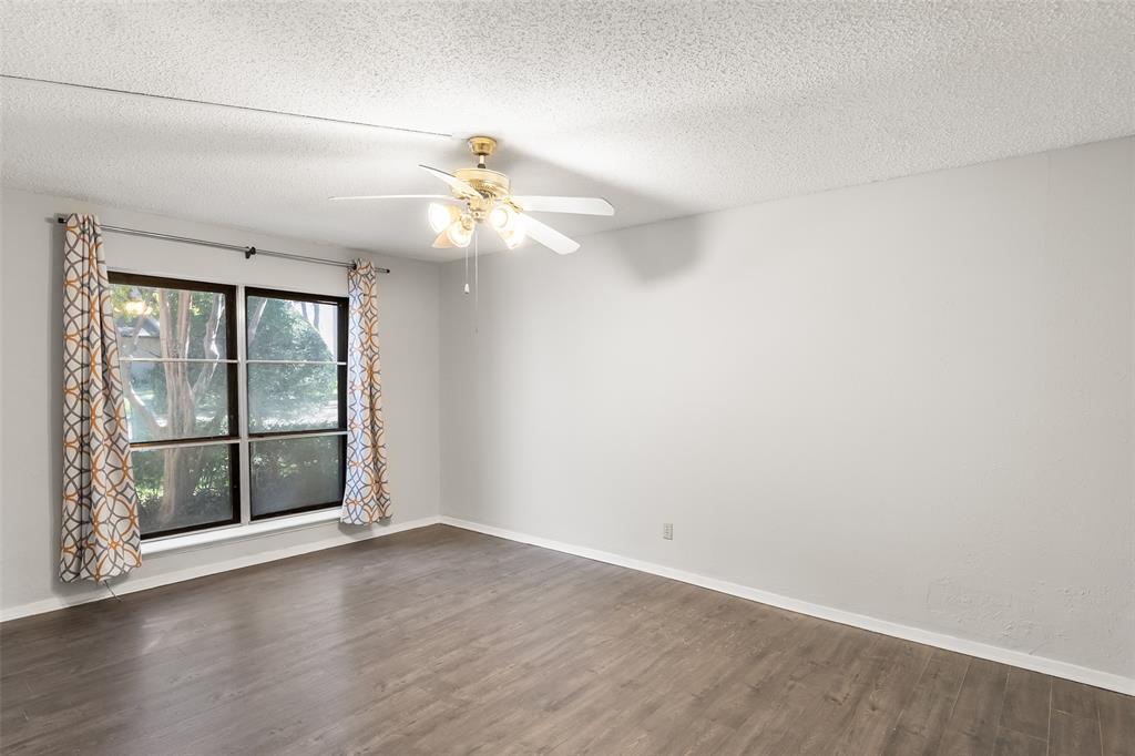 Centre Villa - Residential