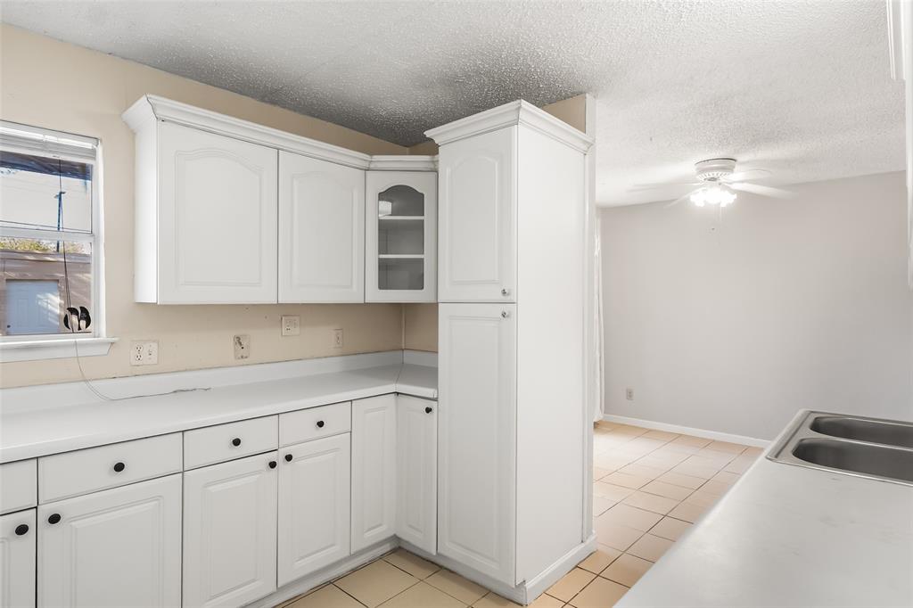 Centre Villa - Residential