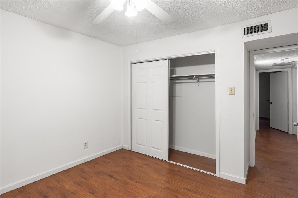 Centre Villa - Residential