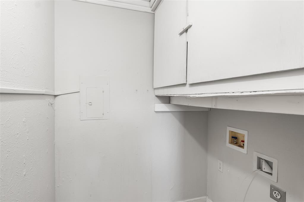 Centre Villa - Residential