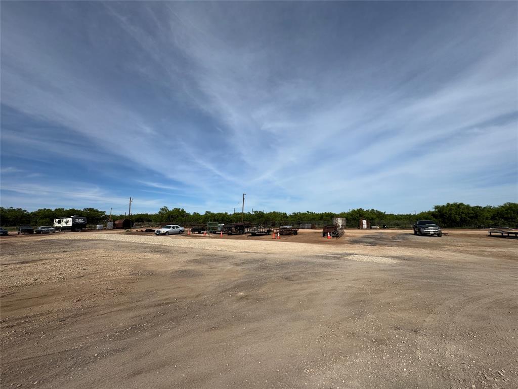 3140 E US Highway 80