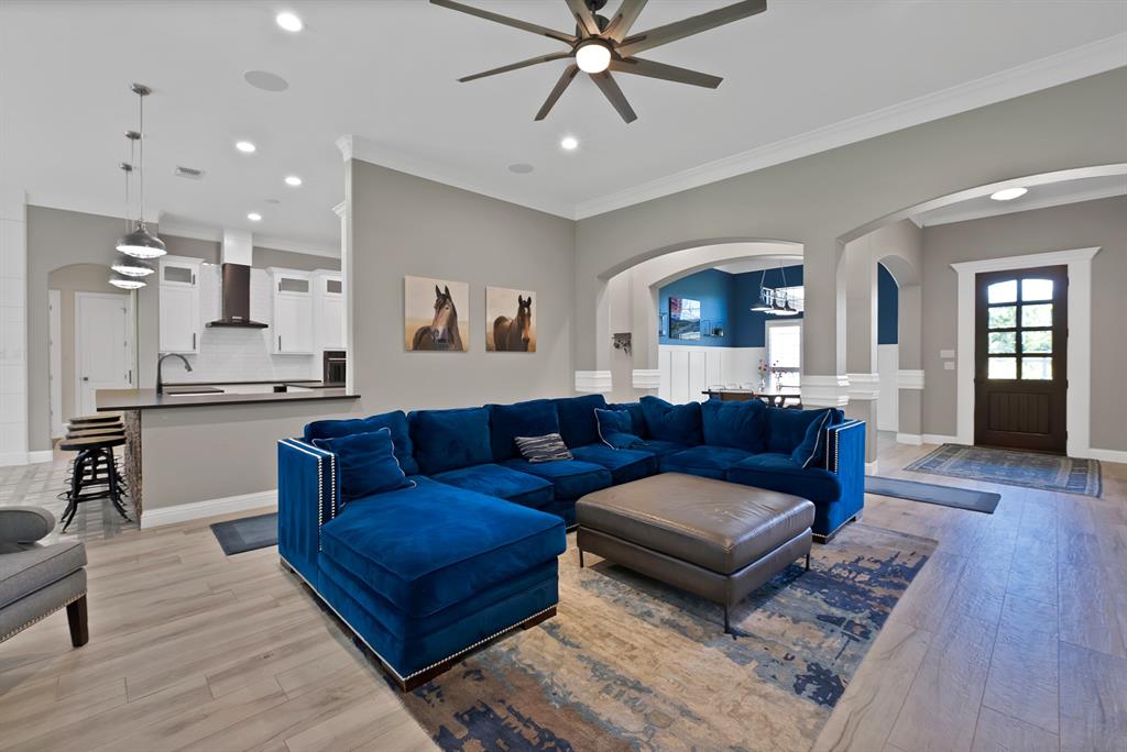 1501 Burleson Retta Road
