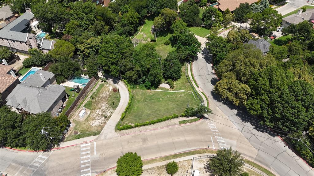 6743 Sondra Drive