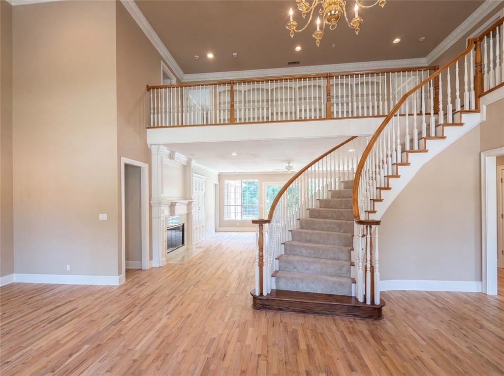 2533 Vista Creek Court