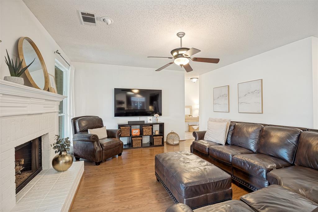 1214 Grimsworth Lane