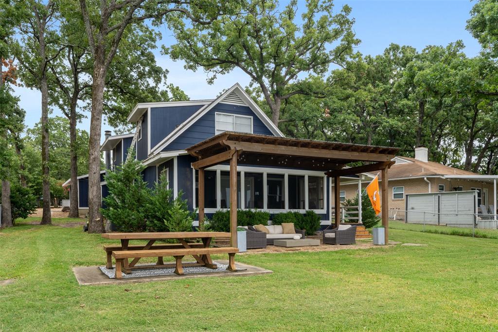 138 Harbor Drive