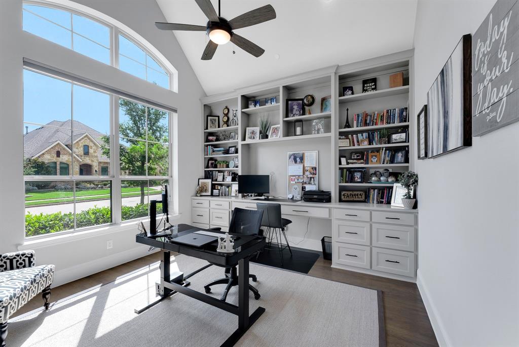 841 Ivy Glen Court