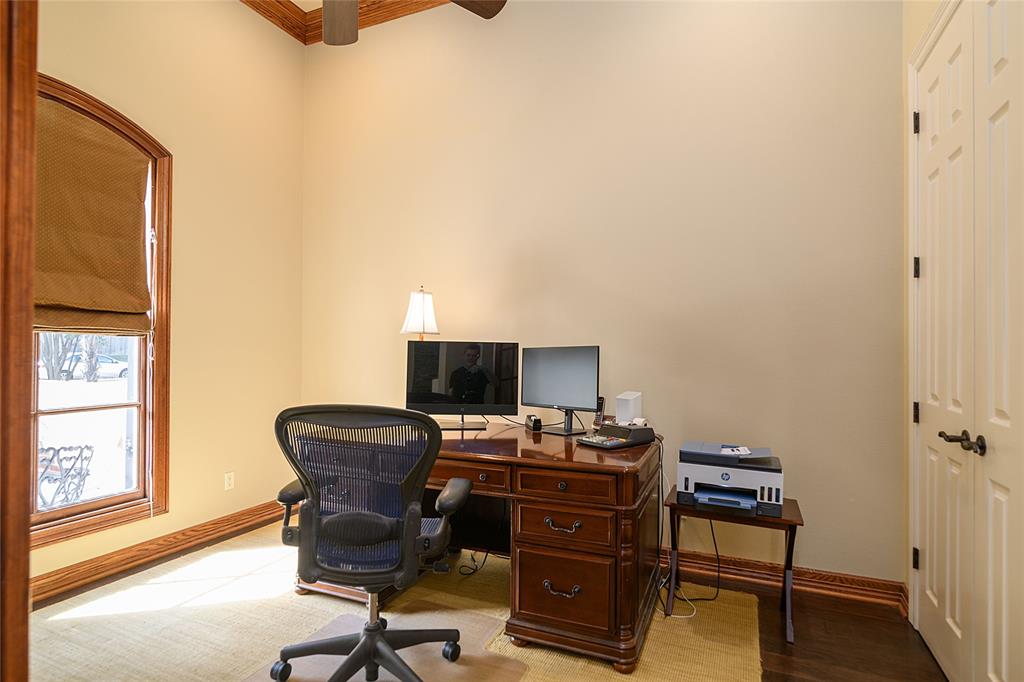 Lakeside On Long Lake - Residential