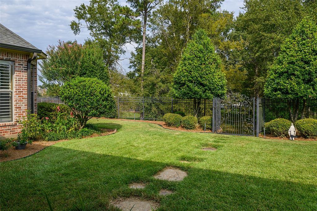 Lakeside On Long Lake - Residential