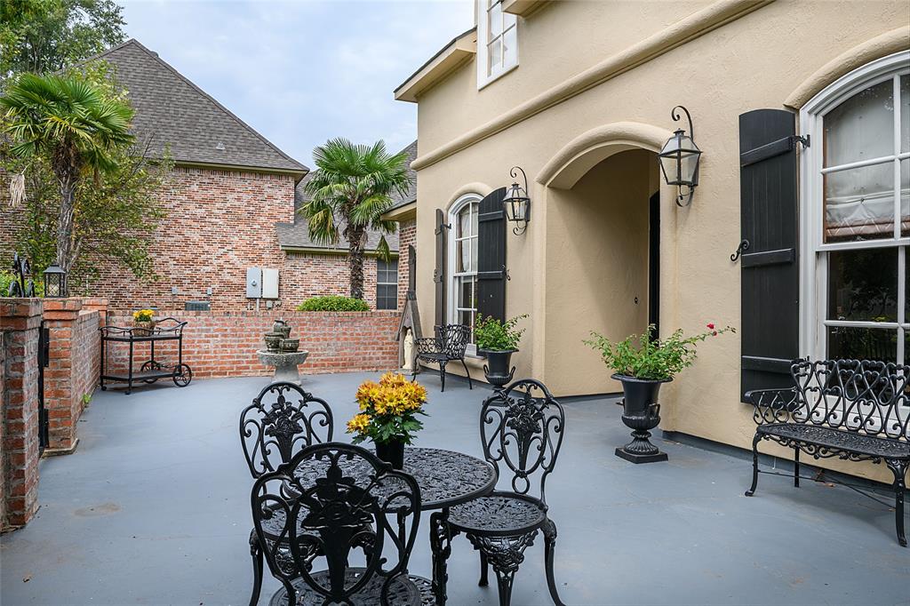 Lakeside On Long Lake - Residential