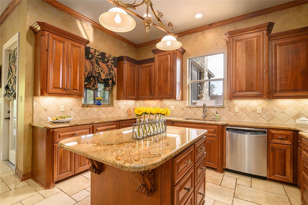 Lakeside On Long Lake - Residential