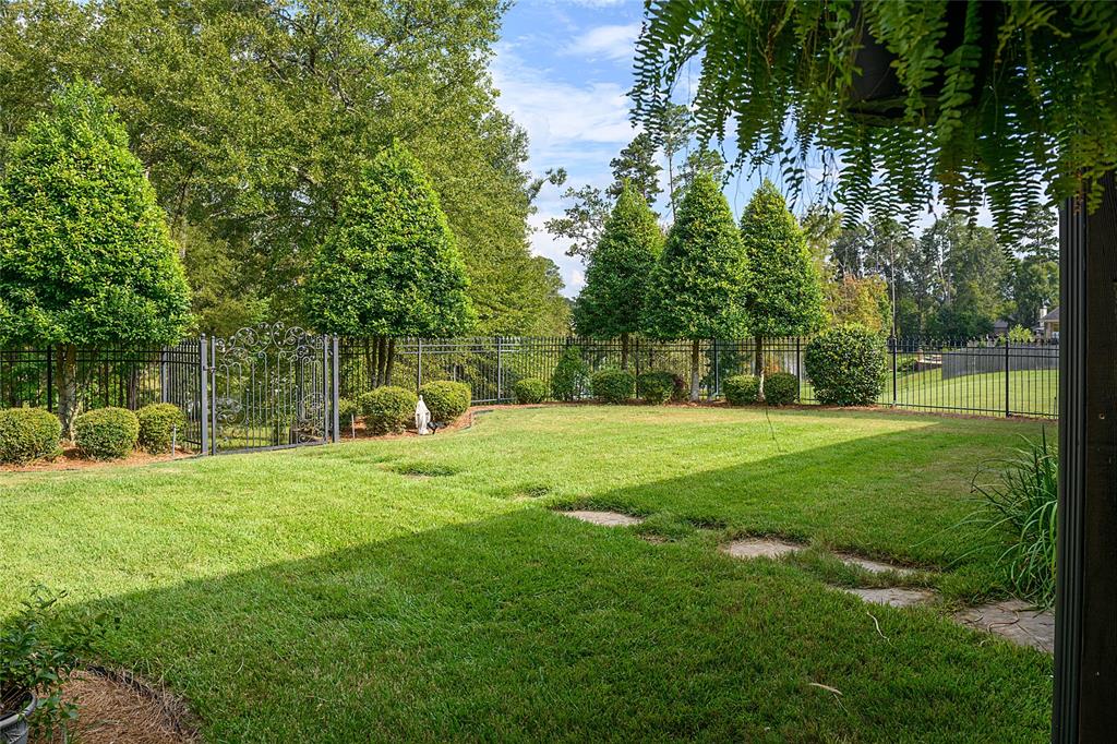 Lakeside On Long Lake - Residential