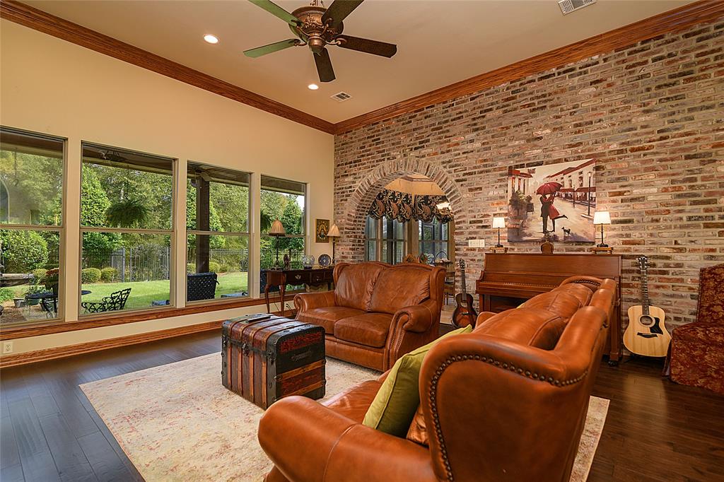 Lakeside On Long Lake - Residential