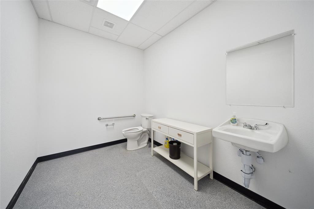 G-3620 - Commercial Sale