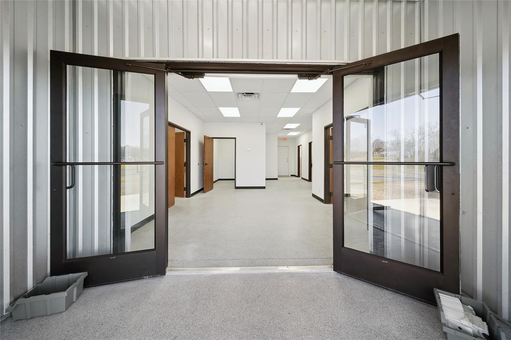 G-3620 - Commercial Sale