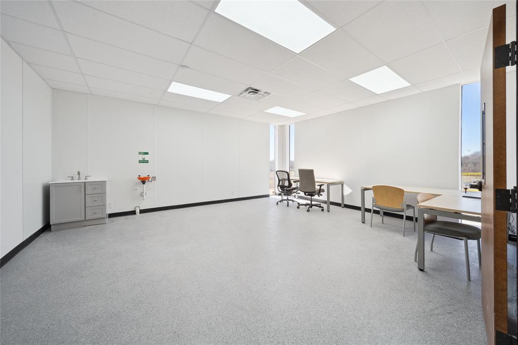 G-3620 - Commercial Sale