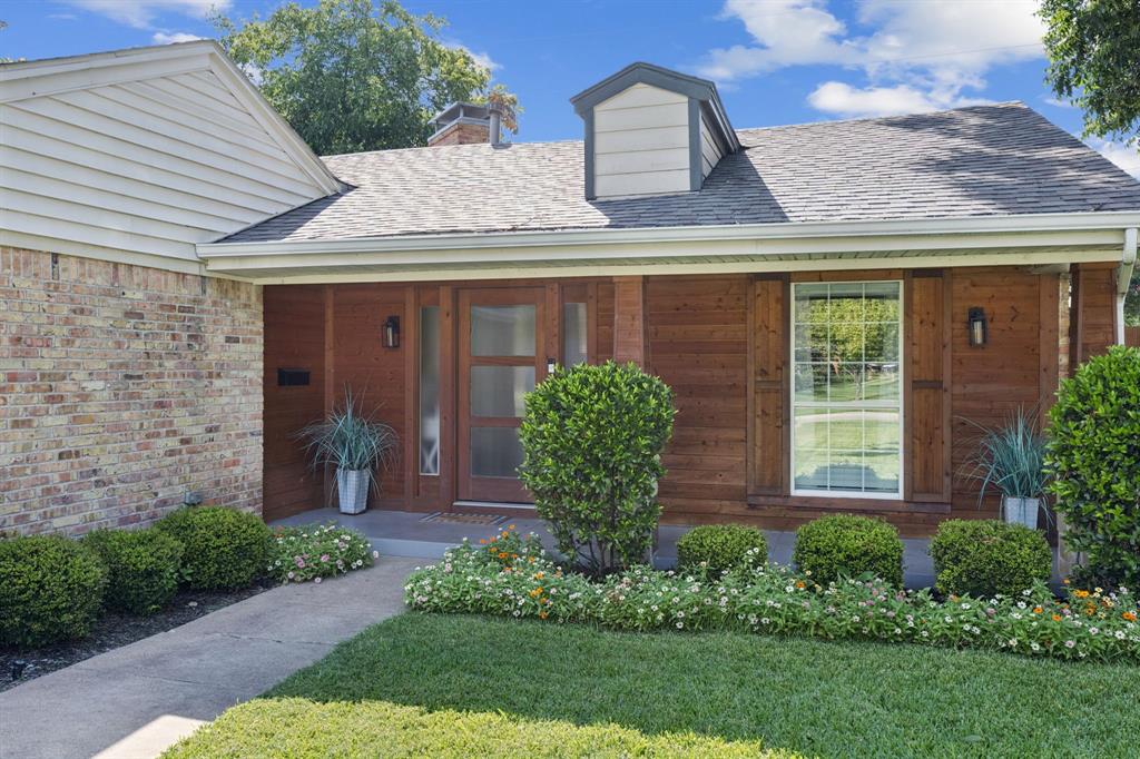 205 N Weatherred Drive