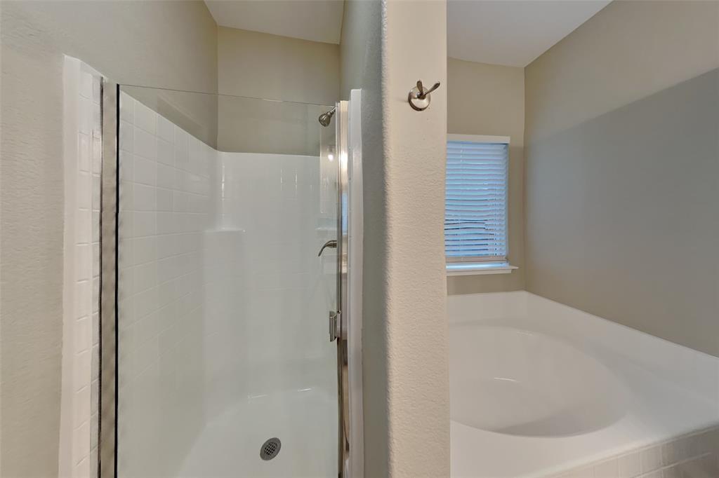 Fossil Hill Estates - Residential Lease