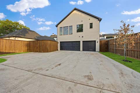 Tiny photo for 6475 Trammel Drive, Dallas, TX 75214 (MLS # 21338675)
