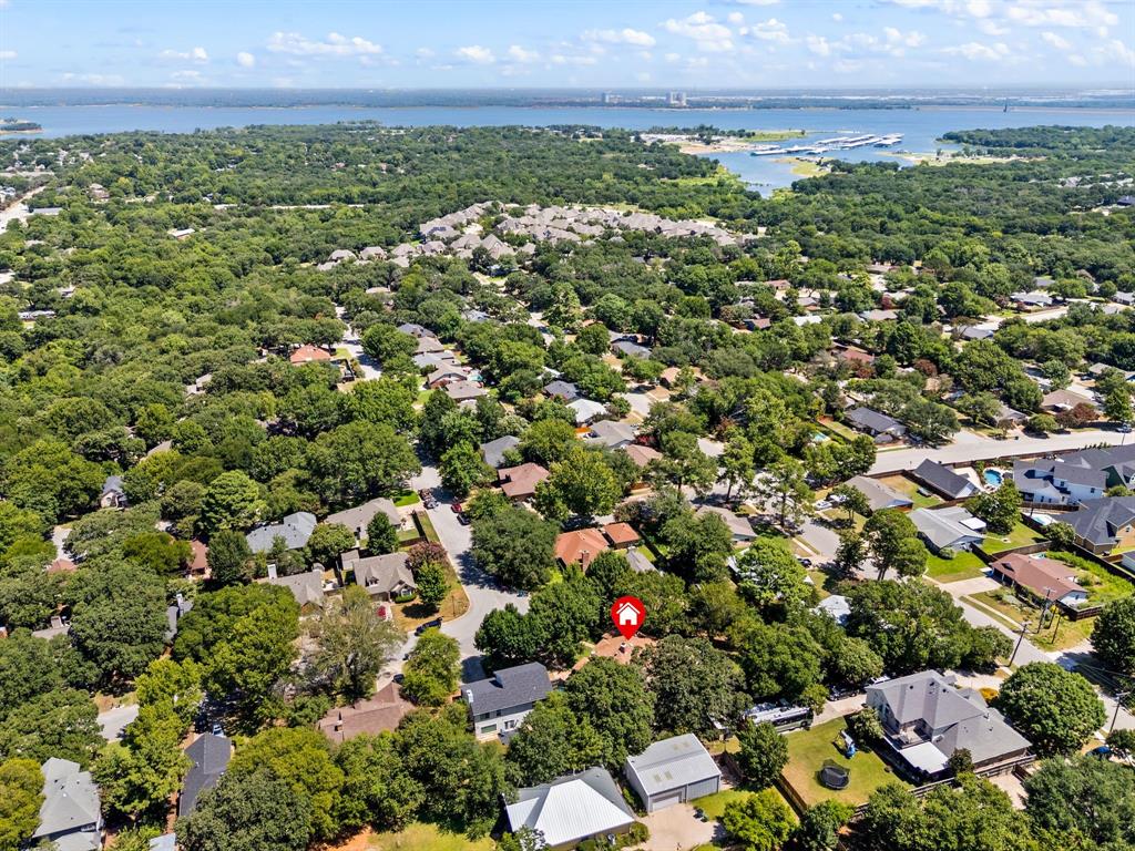 1201 Circle View Court