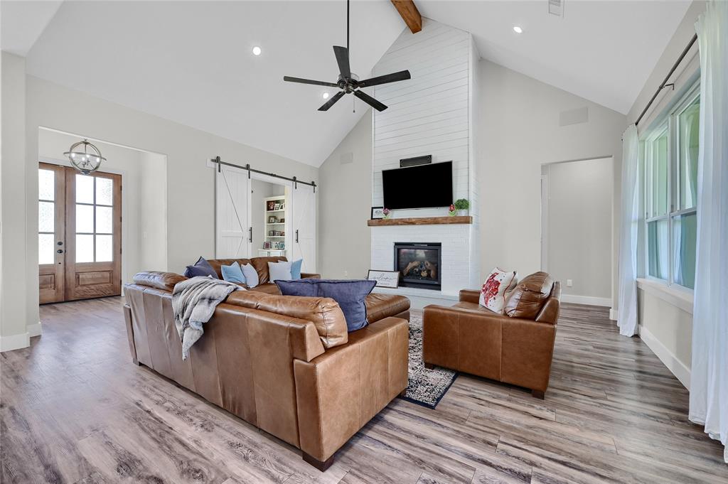 SUNRISE ACRES - Residential