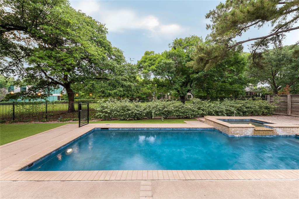 Greenway Parks - Residential