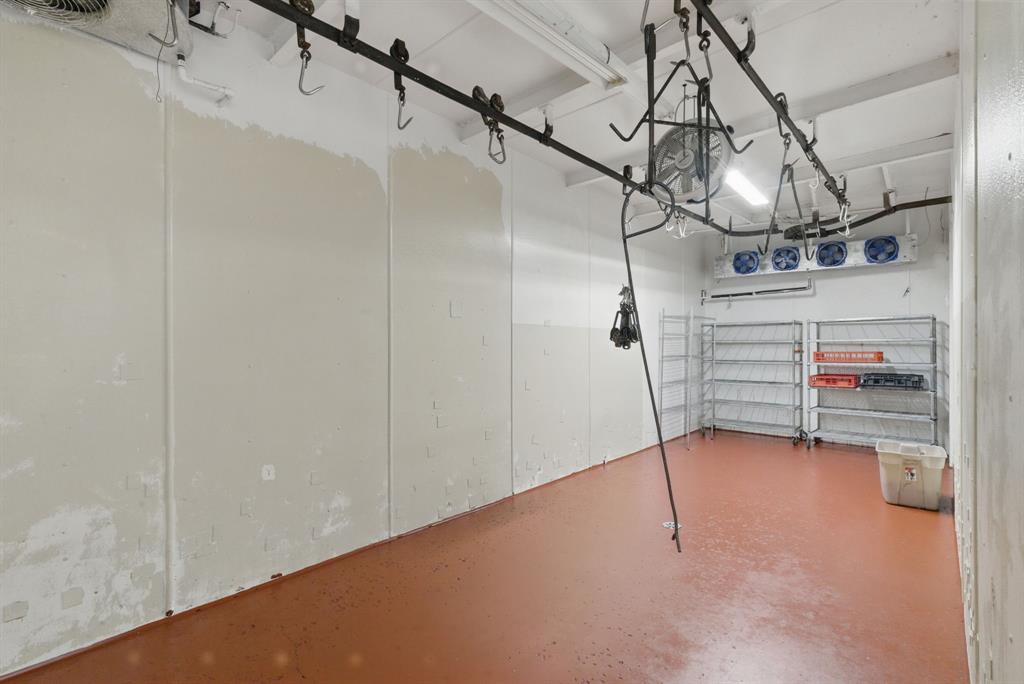 H&Tc 227 - Commercial Sale