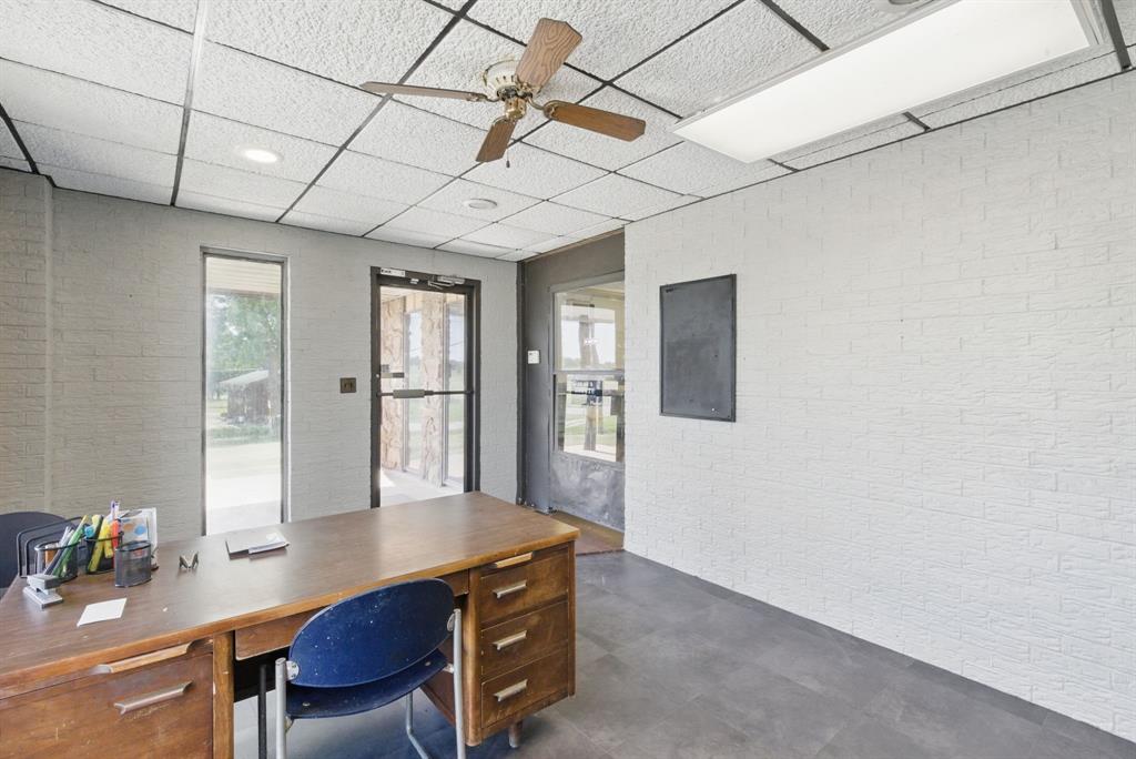 H&Tc 227 - Commercial Sale