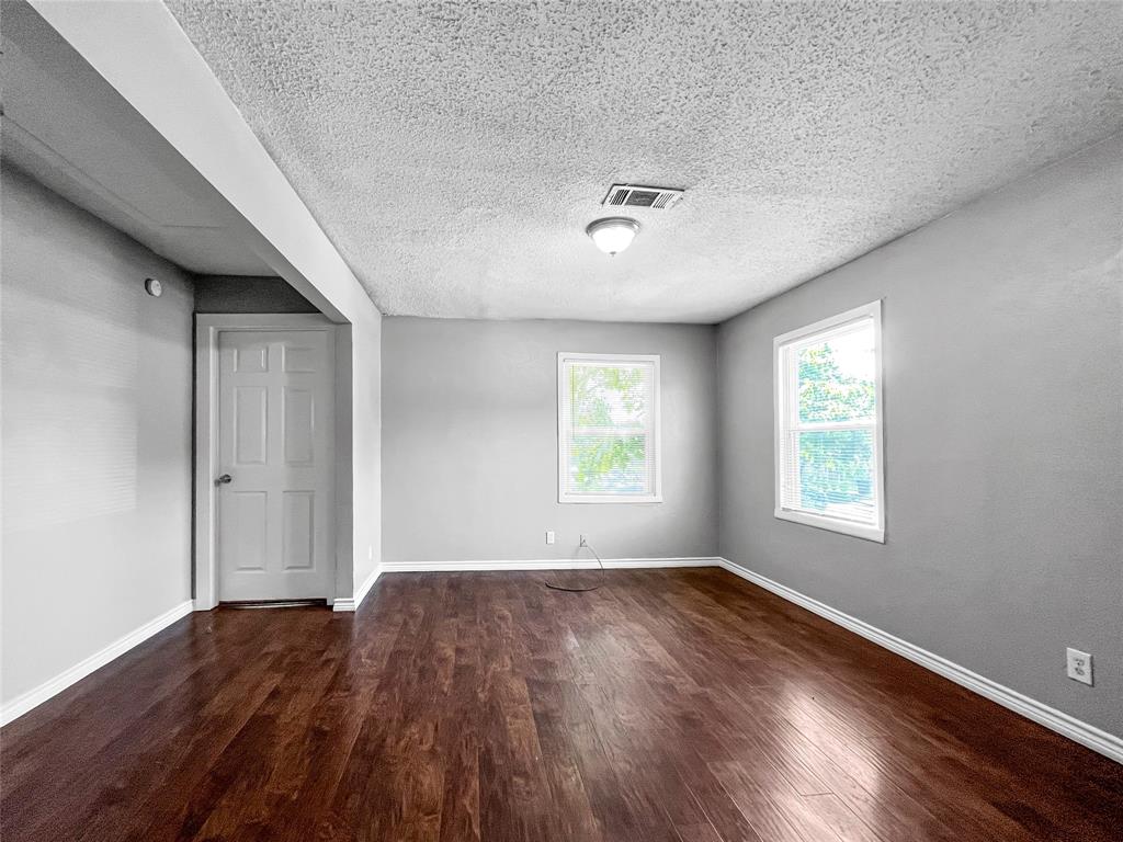 Deerpath Village 03 - Residential Lease