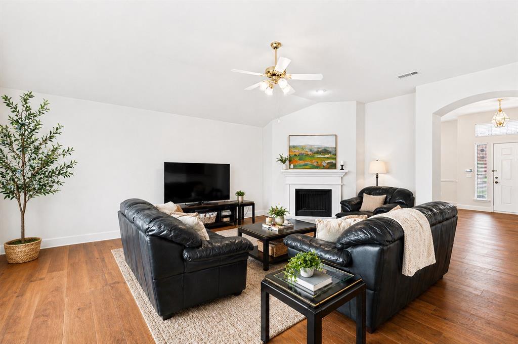 Cypress Point Estate Ph V - Residential