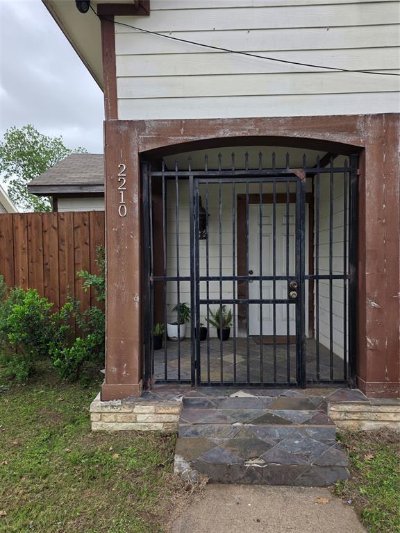 Reaves Place Rev - Residential