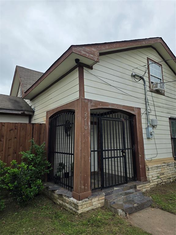 Reaves Place Rev - Residential