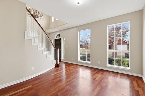 Tiny photo for 6204 Kingswood Drive, Arlington, TX 76001 (MLS # 21200187)