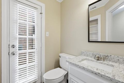 Tiny photo for 6204 Kingswood Drive, Arlington, TX 76001 (MLS # 21200187)