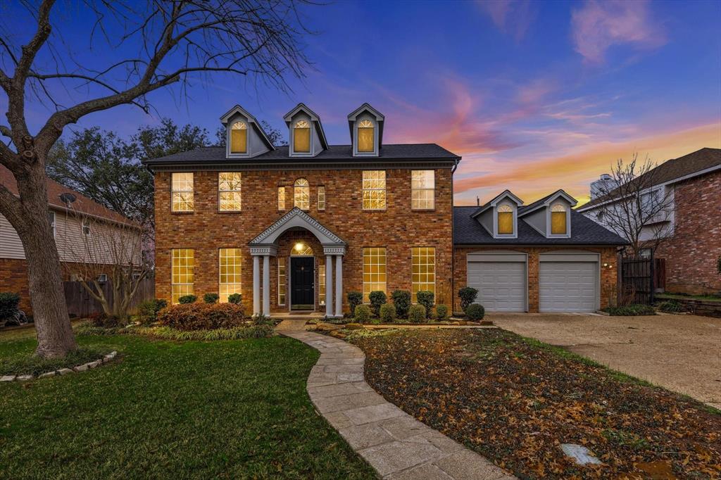 6204 Kingswood Drive