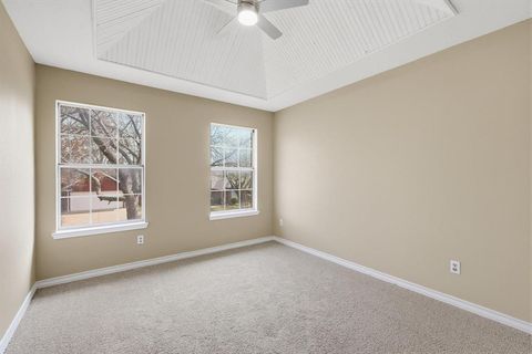Tiny photo for 6204 Kingswood Drive, Arlington, TX 76001 (MLS # 21200187)
