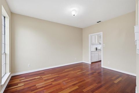 Tiny photo for 6204 Kingswood Drive, Arlington, TX 76001 (MLS # 21200187)