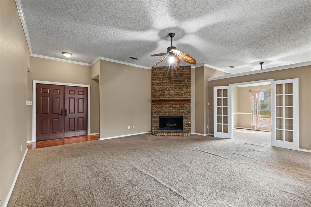 2037 Vista Drive