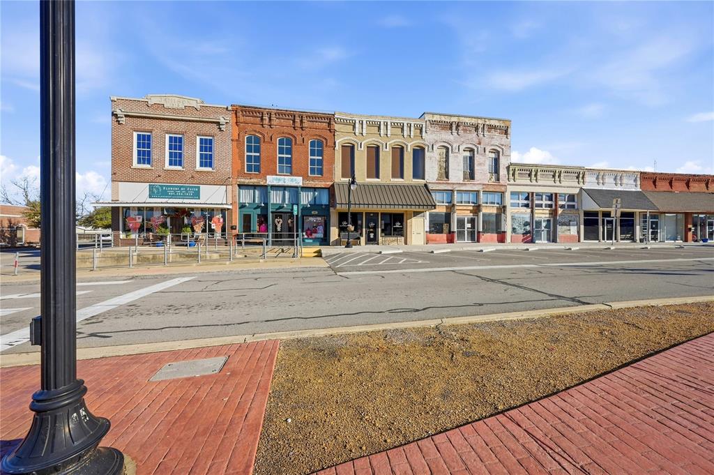 107 & 109 E Main Street