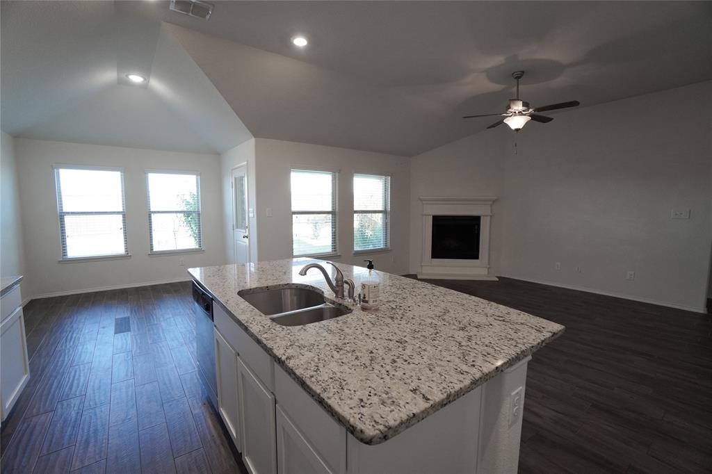 The Reserve At Chamberlain Cro - Residential Lease