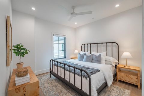 Tiny photo for 4529 Emerson Avenue #2, University Park, TX 75205 (MLS # 21201219)