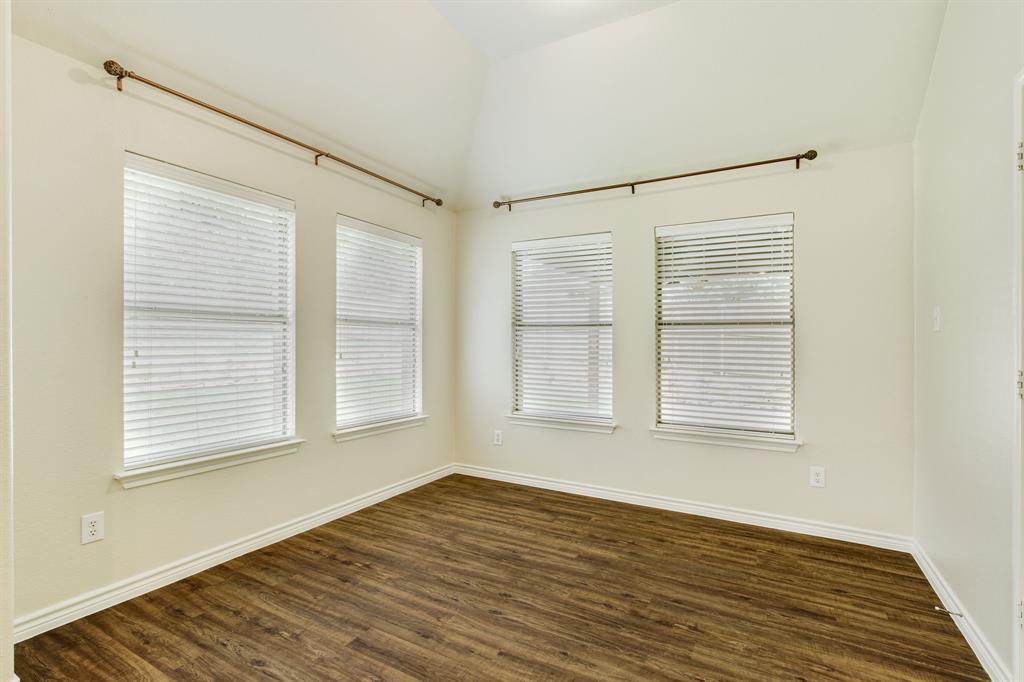 Lee Rays Place - Residential