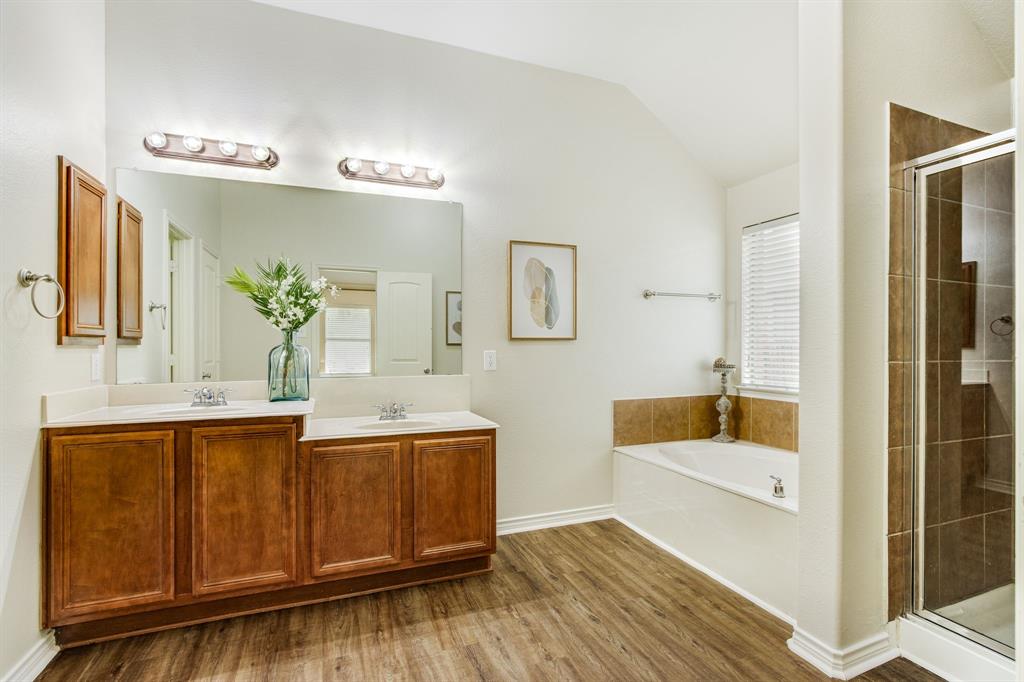 Lee Rays Place - Residential
